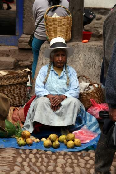 Pisac Sunday market