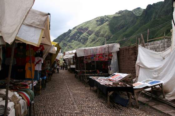 Pisac Sunday market