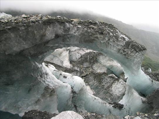 Hole of ice