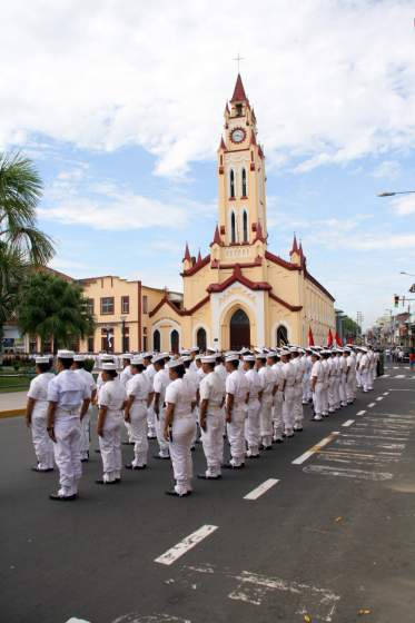 Spontaneous marching in Iquitos