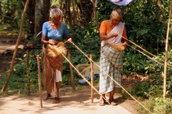 Making coir rope