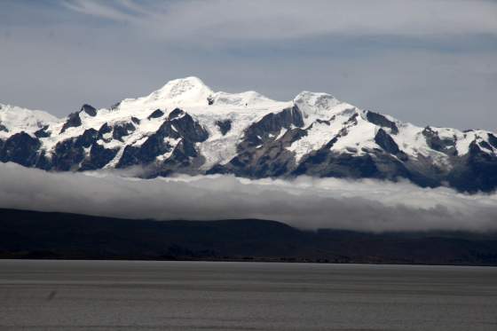 Cordillero Real from Isla de la Luna