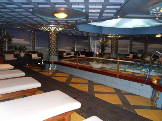 Hydrotherapy Room & Pool