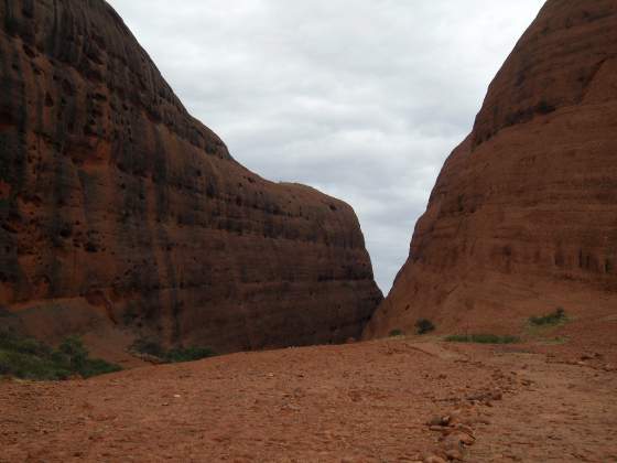 Kata Tjuta Gorge