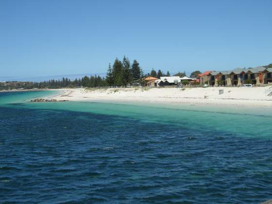 View of Esperandce Beach from pier (L)