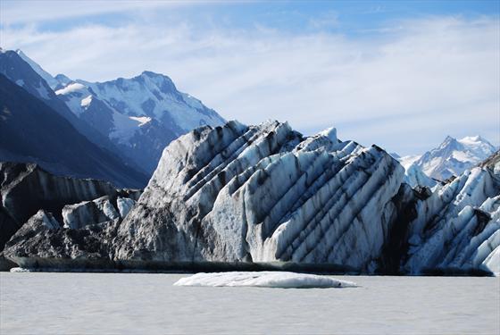 Tasman glacier lake